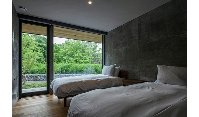 ゲストルーム2内観。ツインルームとなっている。